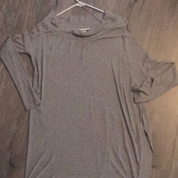 Free People gray long shirt/poncho - Picture 4 of 5